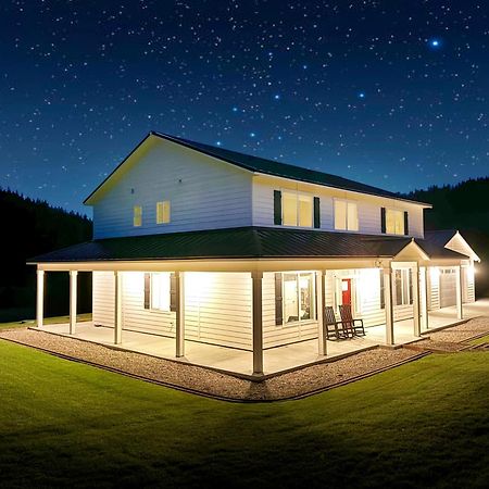 Leavenworth Farmhouse エクステリア 写真