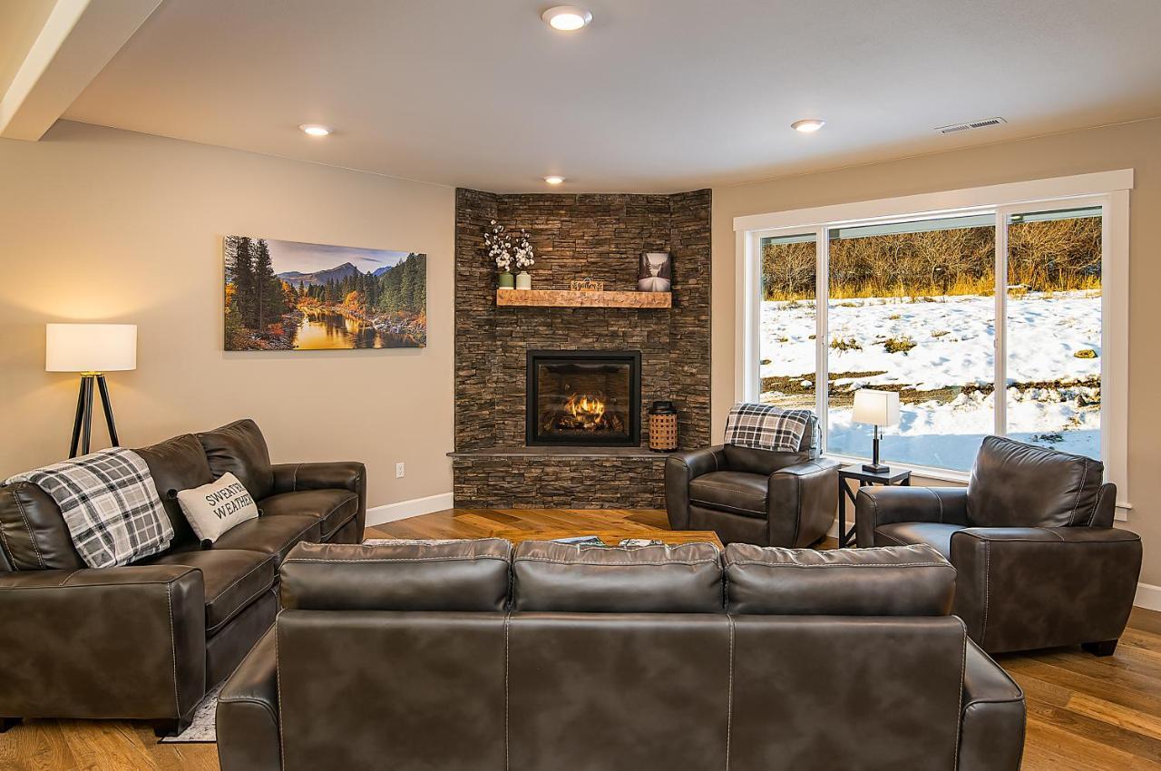 Leavenworth Farmhouse エクステリア 写真